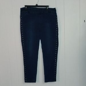 Lulu-B Pull-On Blue Jeans with Side Detailing 16